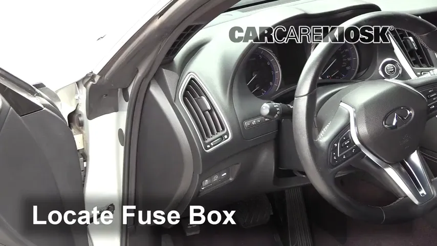 2018 Infiniti Q60 Luxe 2.0L 4 Cyl. Turbo Fuse (Interior)
